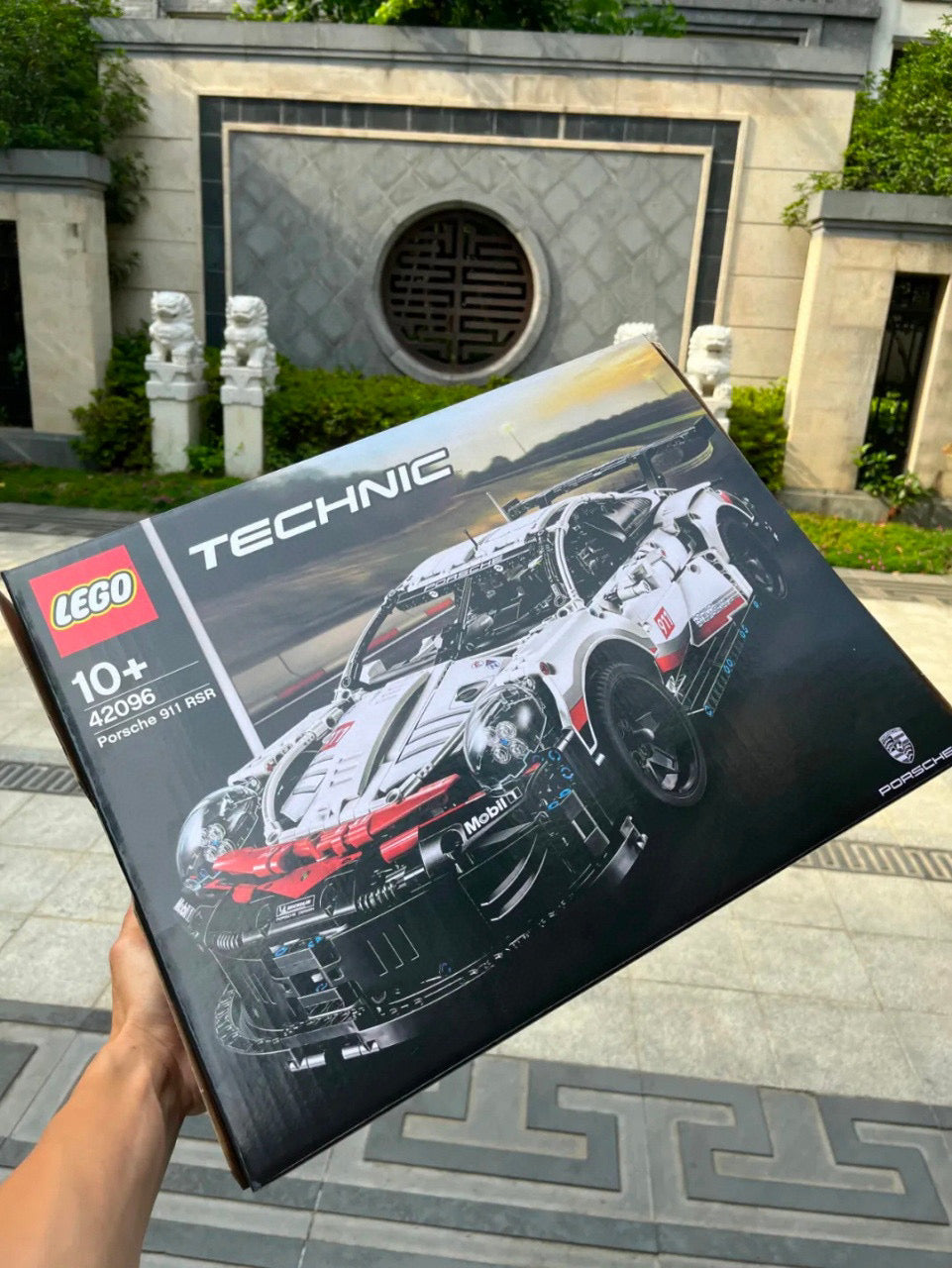 LEGO Porsche 911 RSR - Vendors